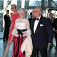  Le prince Henrik de Danemark avec son épouse la reine Margrethe II lors du gala à l'occasion de son 80e anniversaire le 1er juin 2014 au siège de Radio Danemark à Copenhague. 