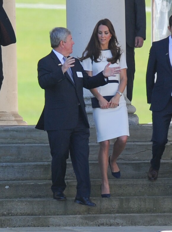 Kate Middleton au Musée maritime national de Greenwich, à Londres, le 10 juin 2014, pour soutenir Sir Ben Ainslie dans sa campagne pour la 35e Coupe de l'America, qui sera disputée en 2017.
