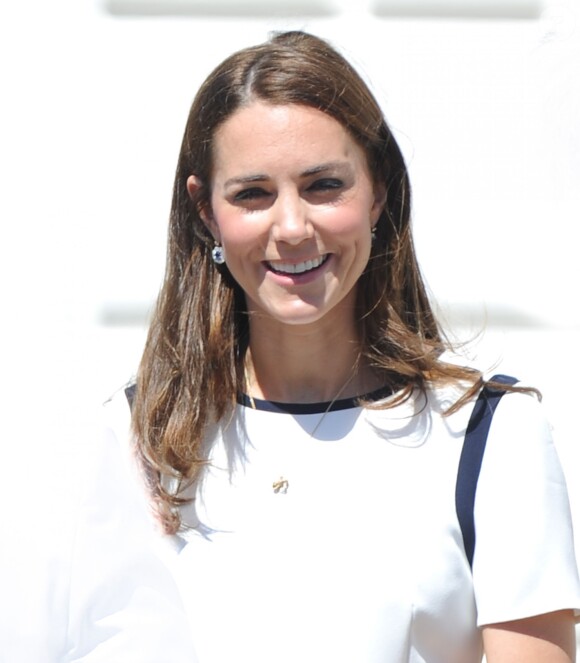 Kate Middleton au Musée maritime national de Greenwich, à Londres, le 10 juin 2014, pour soutenir Sir Ben Ainslie dans sa campagne pour la 35e Coupe de l'America, qui sera disputée en 2017.