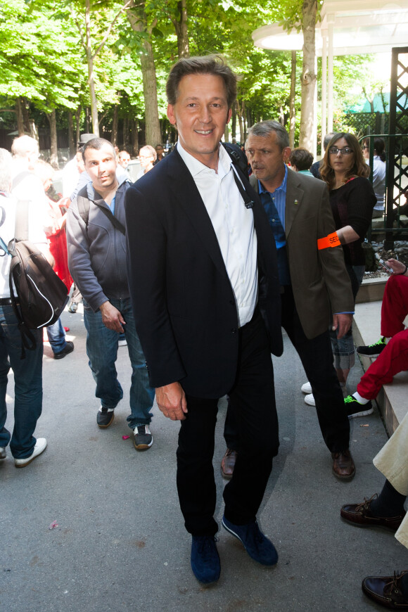 Pierre Marcolini - Arrivée sur l'émission "Vivement dimanche" à Paris le 11 juin 2014.