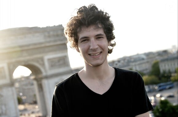 Exclusif - Rencontre avec Vincent Lacoste sur la terrasse du Publicis dans le cadre du 3e Champs-Elysées Film Festival à Paris, le 12 juin 2014.