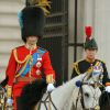 Le prince William en uniforme des Irish Guards et à cheval lors de la parade Trooping the Colour marquant le 14 juin 2014 la célébration solennelle des 88 ans de la souveraine.
