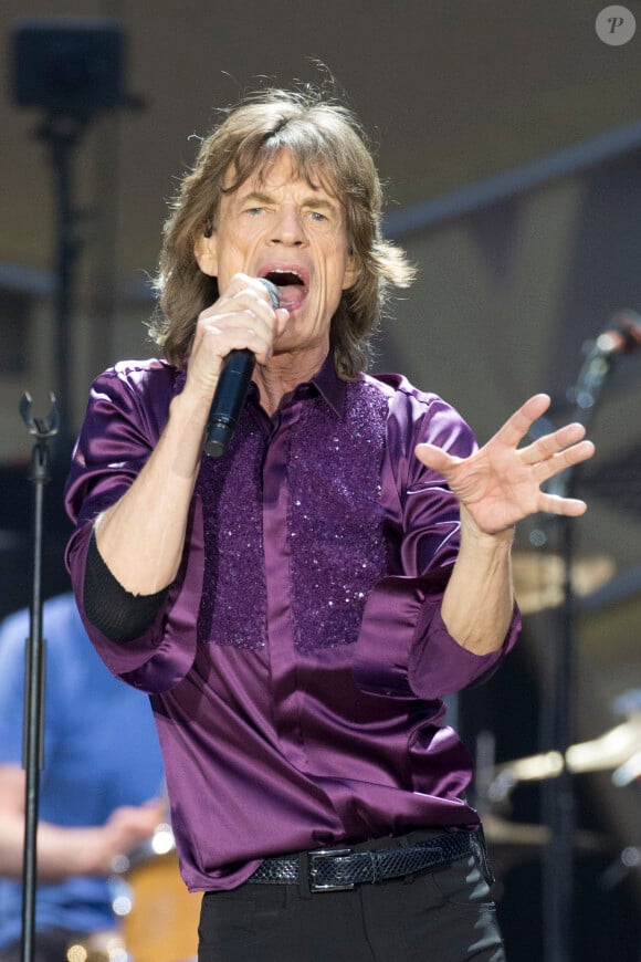 Mick Jagger en concert avec les Rolling Stones au Stade de France à Paris, le 13 juin 2014. 