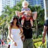 Boris Becker, Lilly Kerssenberg, leur petit Amadeus à Miami, le 9 avril 2012