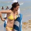 L'actrice Kate Walsh s'est détendue avec son compagnon Chris Case, sur une plage de Miami, le 15 juin 2014.