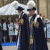 Le prince William jette un coup d'oeil en direction de Kate Middleton lors du service annuel de l'ordre de la jarretière, le 16 juin 2014 à la chapelle Saint George à Windsor.