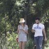 Alessandra Ambrosio et son compagnon Jaime Mazur,se promènent à Brentwood le 16 juin 2014 en fin de matinée.
