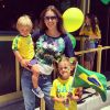 Alessandra Ambrosio et ses enfants Anja et Noah, fervents supporters du Brésil