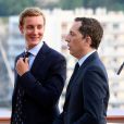 Pierre Casiraghi et Gad Elmaleh lors de l'inauguration du Yacht-Club de Monaco, le 20 juin 2014 au port Hercule de Monaco