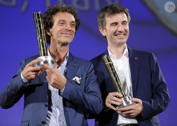 Les acteurs italiens Salvo Ficarra et Valentino Picone lors du Taormina Film Festival en Italie le 20 juin 2014. Ils ont reçu le ''Cariddi Award''