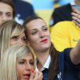  Fiona Cabaye et Fanny, la compagne de Lo&iuml;c R&eacute;my lors du match de l'&eacute;quipe de France face &agrave; l'Equateur, le 25 juin 2014 au stade Maracan&atilde; de Rio 