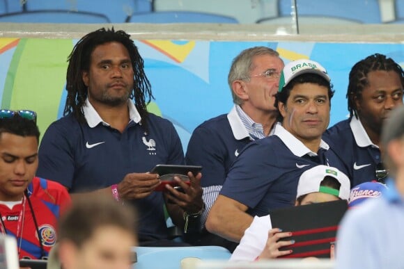 Christian Karembeu, Raï, Bernard Diomède lors du match de l'équipe de France face à l'Equateur, le 25 juin 2014 au stade Maracanã de Rio