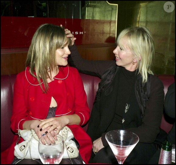 Kate Sumner et sa belle-mère Trudie Styler à Londes, le 18 décembre 2006.