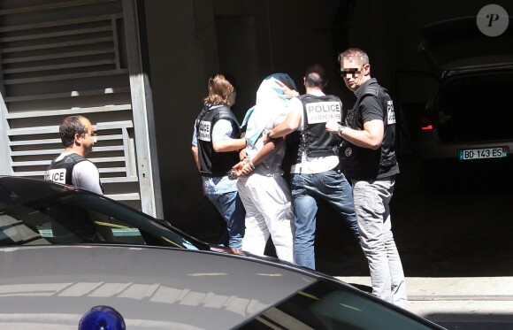 Les suspects dans l'affaire du meurtre d'Hélène Pastor arrivent au palais de justice de Marseille, le 27 juin 2014.