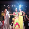 L'élection de Miss Tahiti avec Flora Coquerel