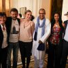 Abel Jafri, Julie Gayet, Abderrahmane Sissako, Toulou Kiki e- Cérémonie au cours de laquelle le réalisateur mauritanien Abderrahmane Sissako reçoit la médaille Grand Vermeil de la Ville de Paris à l'hôtel de ville, le 3 juillet 2014.