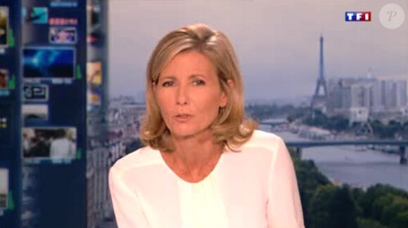 Claire Chazal présente le JT de 20 heures de TF1, le vendredi 4 juillet 2014.