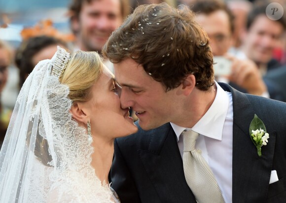 Des mariés aux anges ! Le prince Amedeo et Elisabetta Maria Rosboch von Wolkenstein ont célébré leur mariage le 5 juillet 2014 à Rome