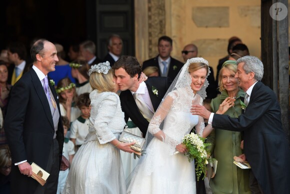 Des mariés aux anges ! Le prince Amedeo et Elisabetta Maria Rosboch von Wolkenstein ont célébré leur mariage le 5 juillet 2014 à Rome