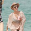 Kaley Cuoco se détend sur une plage au Mexique, le 5 Juillet 2014.
