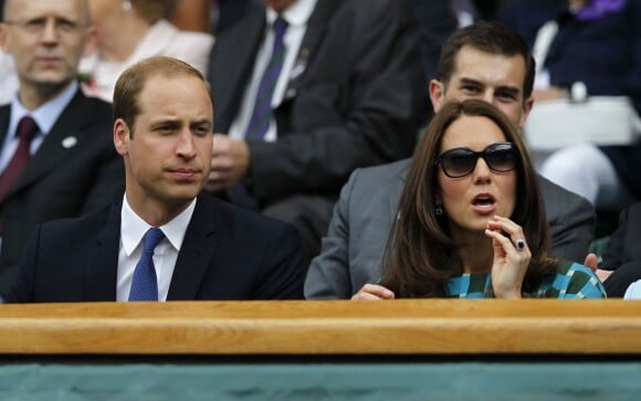 Le prince William et Kate Middleton assistent à la finale homme, à Wimbledon,  entre Roger Federer et Novak Djokovic, le 6 juillet 2014.