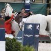 Charlotte Casiraghi tombe de son cheval lors du Paris Eiffel Jumping, présenté par Gucci, au Champ de Mars à Paris le 6 juillet 2014.