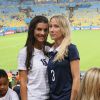 Ludivine Sagna et Sandra Evra lors du match France - Equateur à Rio de Janeiro au Brésil le 25 juin 2014