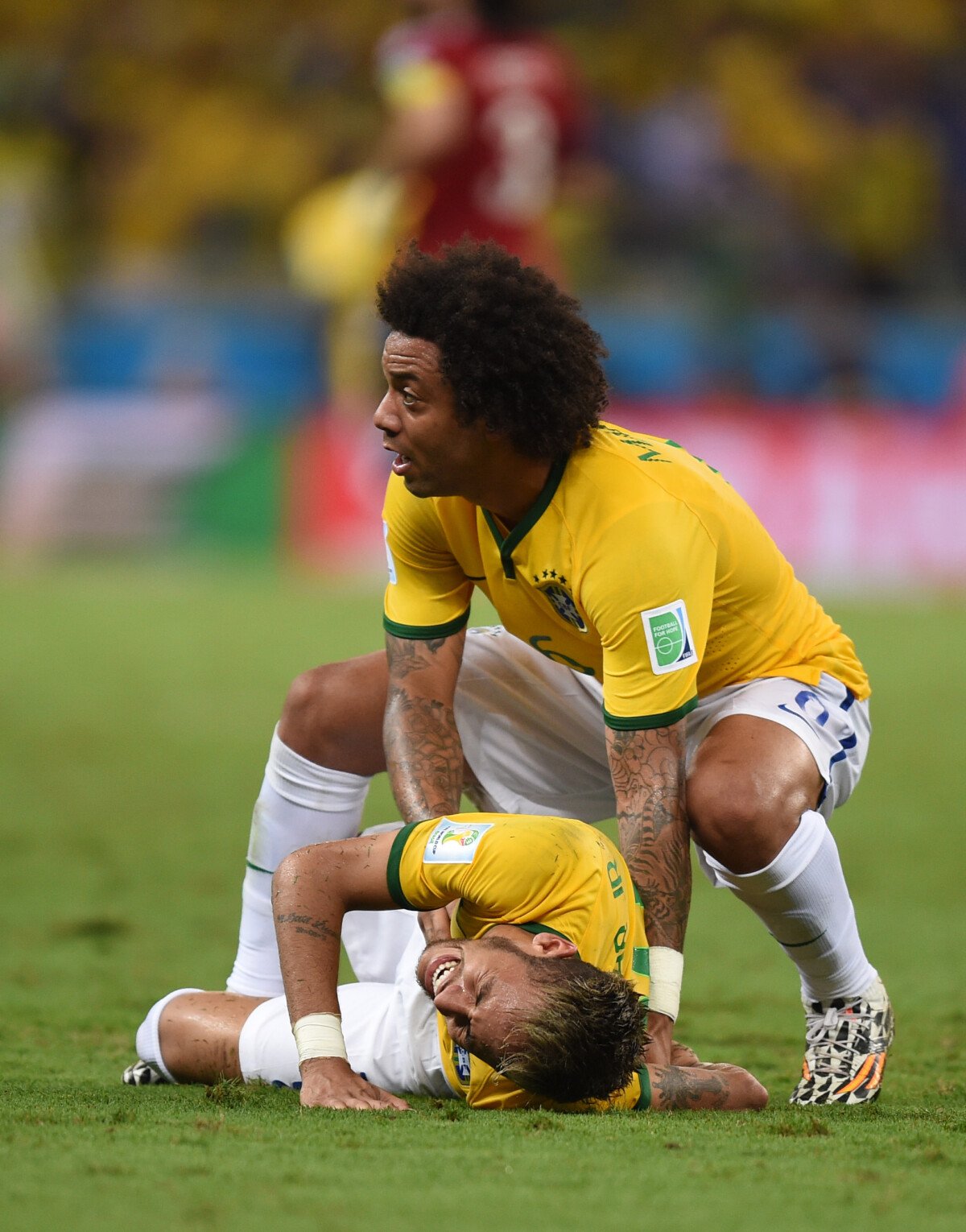 Vidéo La Blessure De Neymar Lors Du Match Brésil Colombie à Fortaleza