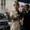 Louise Bourgoin arrive au 325 rue Saint-Martin pour assister au défilé haute couture de Jean Paul Gaultier. Paris, le 9 juillet 2014.