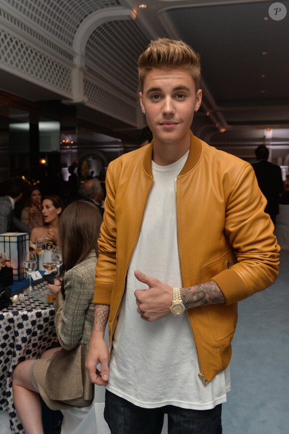 Justin Bieber lors de la soirée Vanity Fair Armani à l'Eden Roc au cap d'Antibes le 17 mai 2014