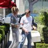 Melanie Griffith sort d'un déjeuner avec un ami à West Hollywood, le 9 juillet 2014.