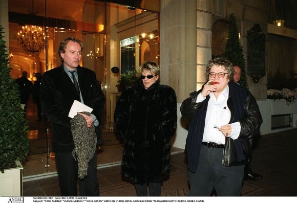 Yann Andréa, Jeanne Moreau, et Josée Dayan à Paris, le 8 novembre 1999. 