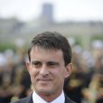 Manuel Valls - Défilé pour la Fête nationale sur les Champs-Elysées en hommage aux sacrifice des troupes alliées dans la Première Guerre mondiale il y a cent ans. Le 14 juillet 2014.