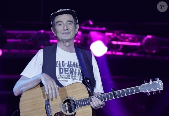 Hervé Cristiani lors du concert " Stars 80" au stade Pierre Mauroy à Lille le 29 juin 2013