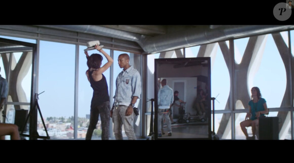 Image extrait du clip de Pharrell Williams, avec Miley Cyrus, "Come Get It Bae", juillet 2014.