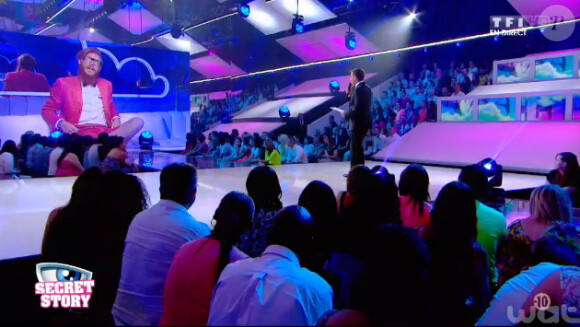 Geoffrey est le complice des internautes dans l'hebdo de Secret Story 8, sur TF1, le vendredi 25 juillet 2014