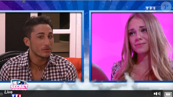 Sara finit en larmes dans l'hebdo de Secret Story 8, sur TF1, le vendredi 25 juillet 2014