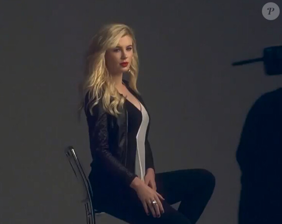 Ireland Baldwin est le nouveau visage de la marque Rampage pour laquelle elle prend la pose dans une campagne publicitaire dévoilée fin juillet 2014
