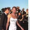 © Hahn-Cassajus/ABACA. 18791-1. Cannes, 18/5/2000. Swedish actress Emma SjÀberg arrives at the AmFar Gala during the 53rd Film Festival.07/06/2000 - 