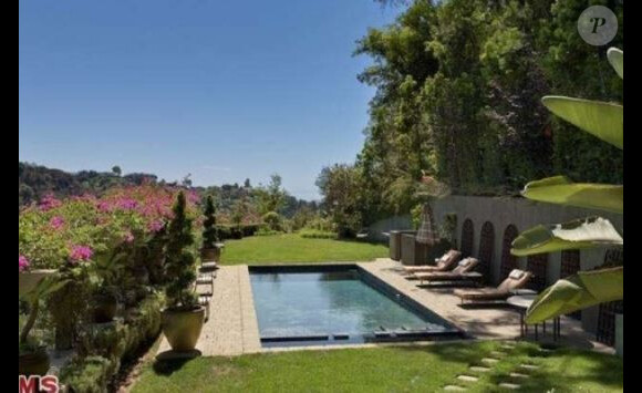 Mischa Barton est en défaut de paiement sur sa maison de Beverly Hills, achetée en 2005 pour 6,4 millions de dollars.