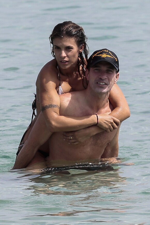 Exclusif - Elisabetta Canalis et son compagnon Brian Perri passent d'agréables moments en vacances en Sardaigne, le 24 juin 2014.
