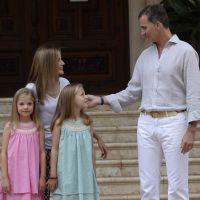 Letizia et Felipe VI : Tendres avec leurs filles à Marivent, Leonor épatante !