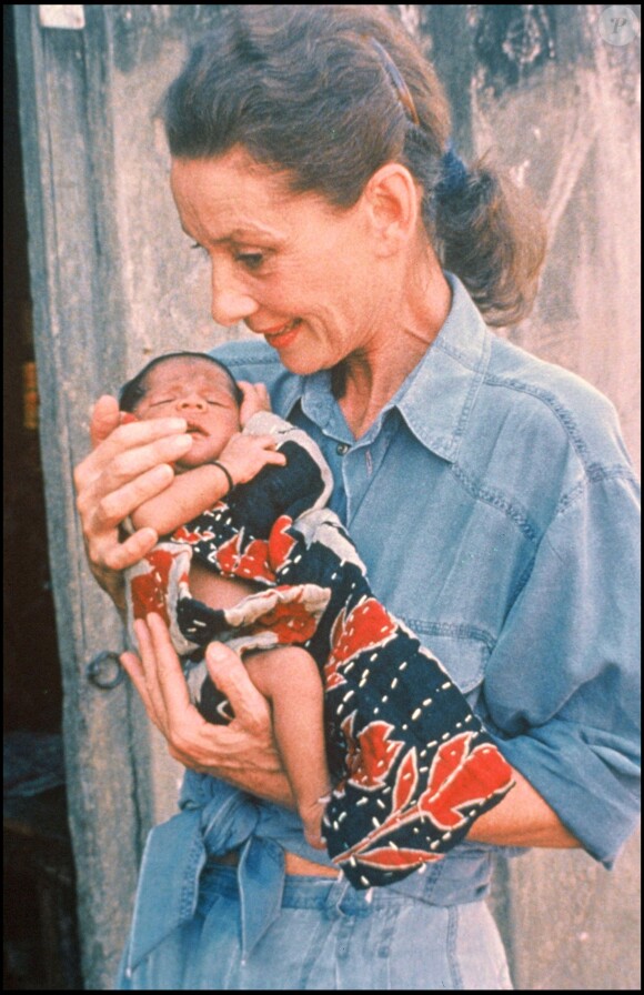 Audrey Hepburn au Bangladesh pour l'Unicef (photo d'archive)