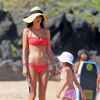 Alessandra Ambrosio et sa fille Anja à Hawaï, le 13 août 2014.