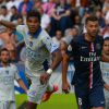 Thiago Motta et Brandao lors du match PSG-Bastia au Parc des Princes à Paris le 16 août 2014