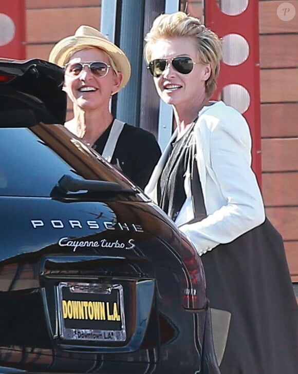 Exclusif - Ellen DeGeneres et sa femme Portia de Rossi font du shopping chez Maxfield à West Hollywood, le 28 juillet 2014.