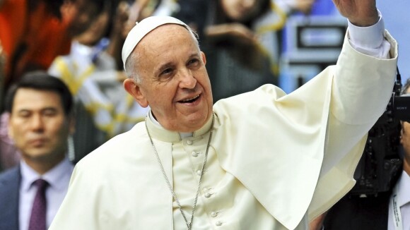 Le pape François 'attristé' : Trois membres de sa famille morts dans un accident