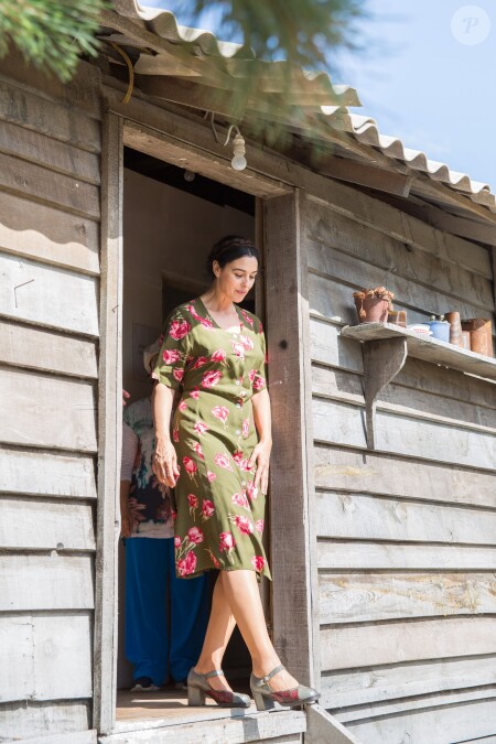 Monica Bellucci Divine Et Naturelle Sur La Voie Lactée