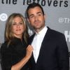 Justin Theroux et sa fiancée Jennifer Aniston à New York, le 23 juin 2014.