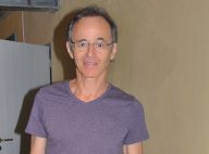 Jean-Jacques Goldman et Les Enfoirés : Une biographie qui suscite la colère